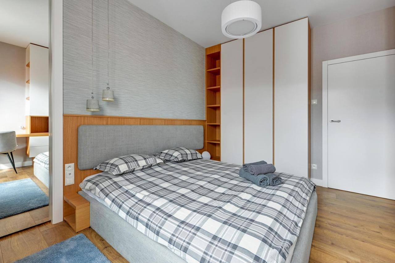 Premium Family & Business Old Town Riverside Apartment With Parking Gdańsk Eksteriør bilde